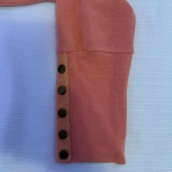 Hawthorne women’s lightweight button-up cardigan, size L
Peach/orange in color - Picture 4 of 5